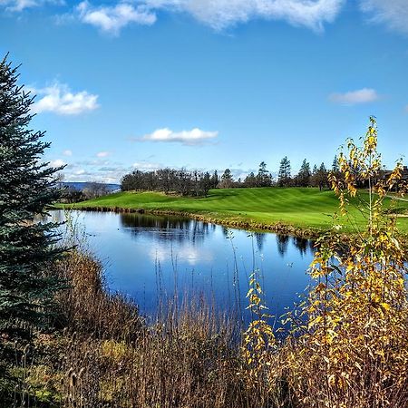 Resort At Eagle Point Golf Club Lodging Exteriör bild