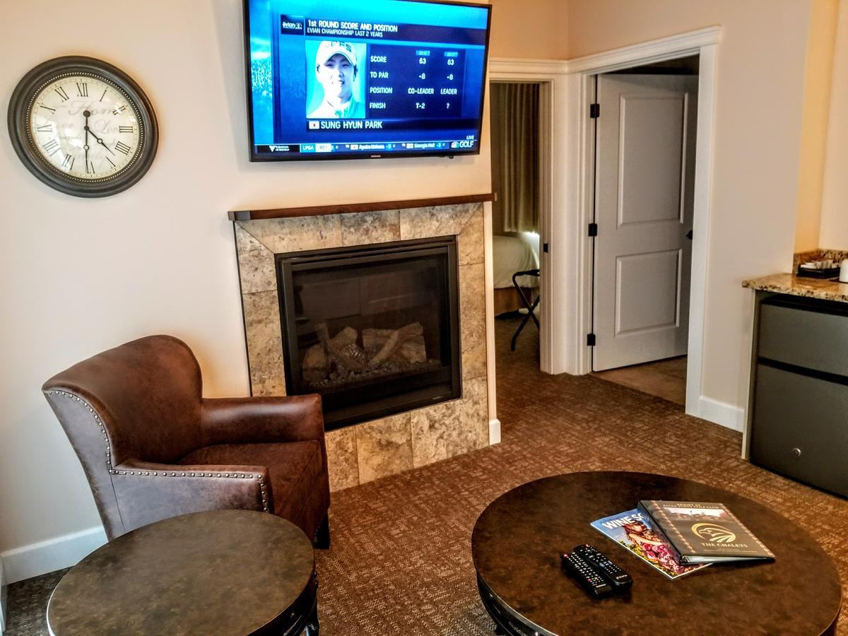 Resort At Eagle Point Golf Club Lodging Exteriör bild
